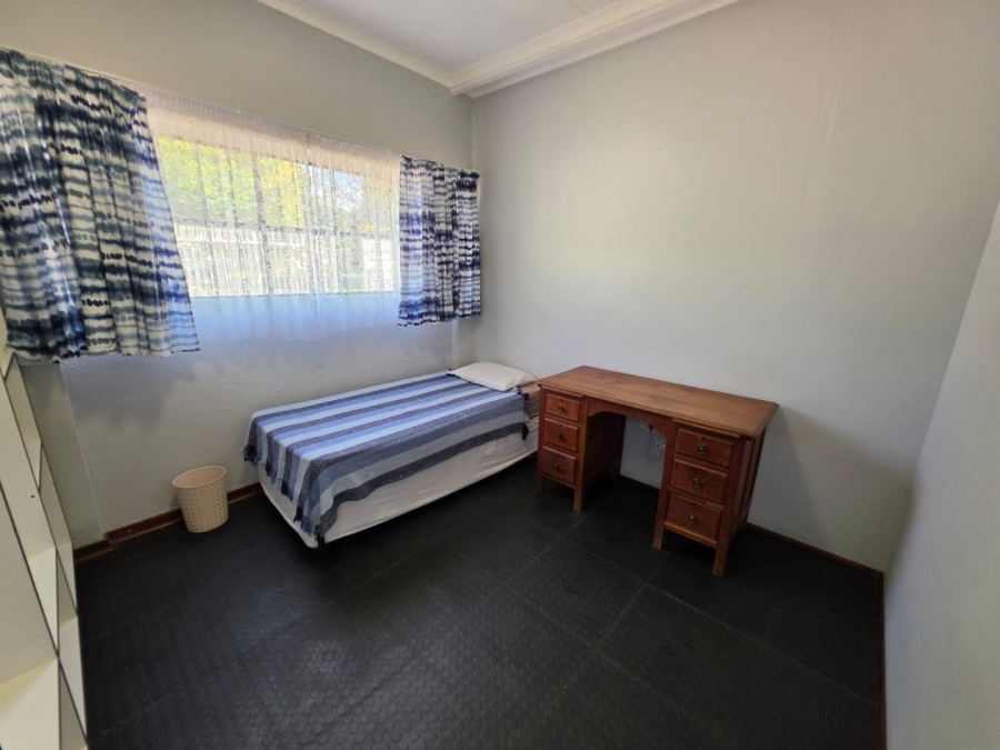 6 Bedroom Property for Sale in Bethlehem Free State